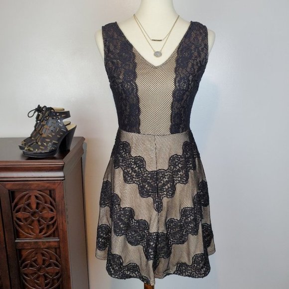 Miami Francesca's Collection Tan w/ Black Lace Mesh Sleeveless Dress, Size S - Picture 1 of 8